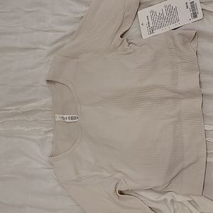 Lululemon ebb to street long sleeve brand new size 6